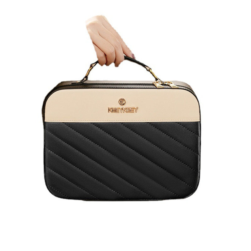 Women's Portable Large Capacity Makeup Storage Bag