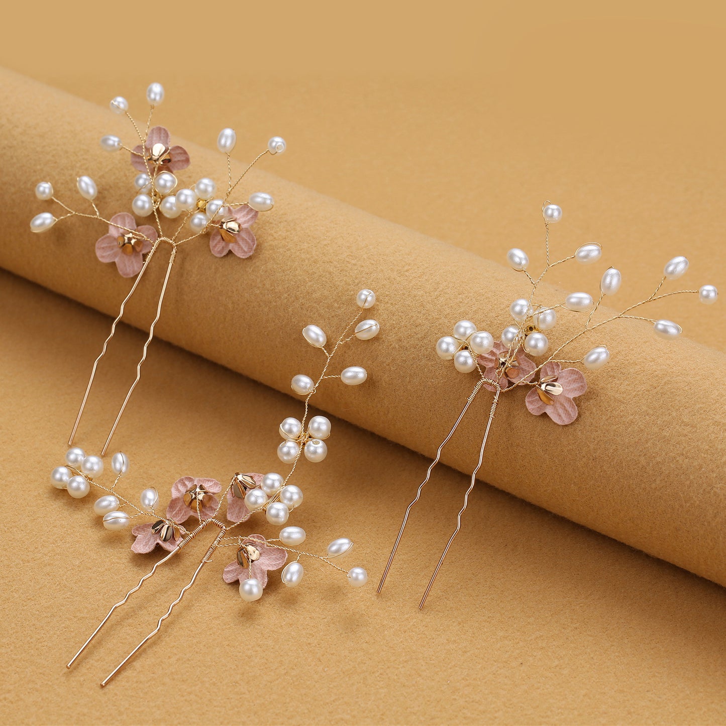 Bridal Four-leaf Flower Blue Color With Pinky White Flowers U-shaped Hair Clasp